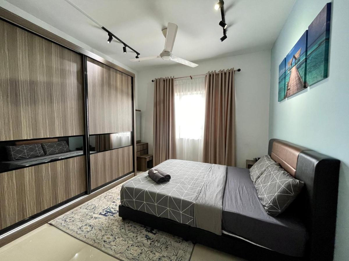 Apartment in Ladang Tok Pelam Kuala Terengganu Bagian luar foto