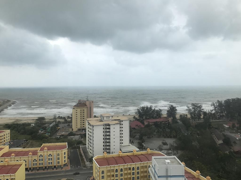 Apartment in Ladang Tok Pelam Kuala Terengganu Bagian luar foto