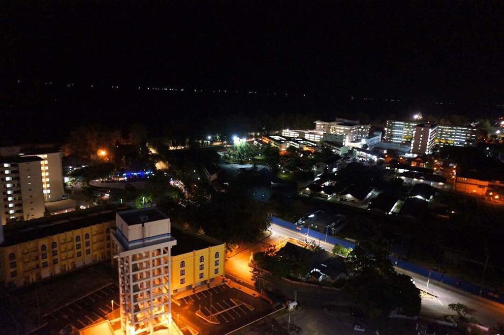 Apartment in Ladang Tok Pelam Kuala Terengganu Bagian luar foto